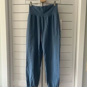 Athleta light Blue salutation Joggers